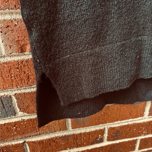 Women’s LOFT Pearl Embellished black sweater sz XXS Petite classic academia Goth - Picture 7 of 11